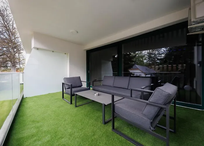 Bauhaus Wellness 105 Apartman *