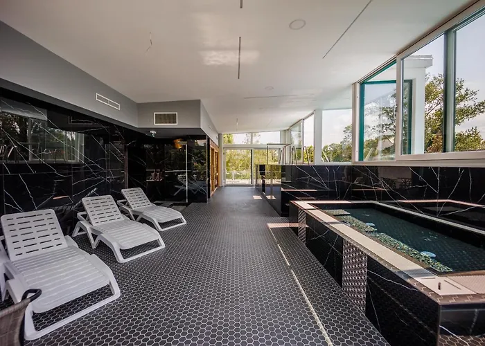 Bauhaus Wellness 105 Apartman Siófok